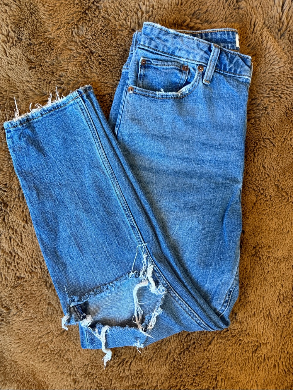 Abercrombie and Fitch Women's Distressed Straight-Leg Jeans